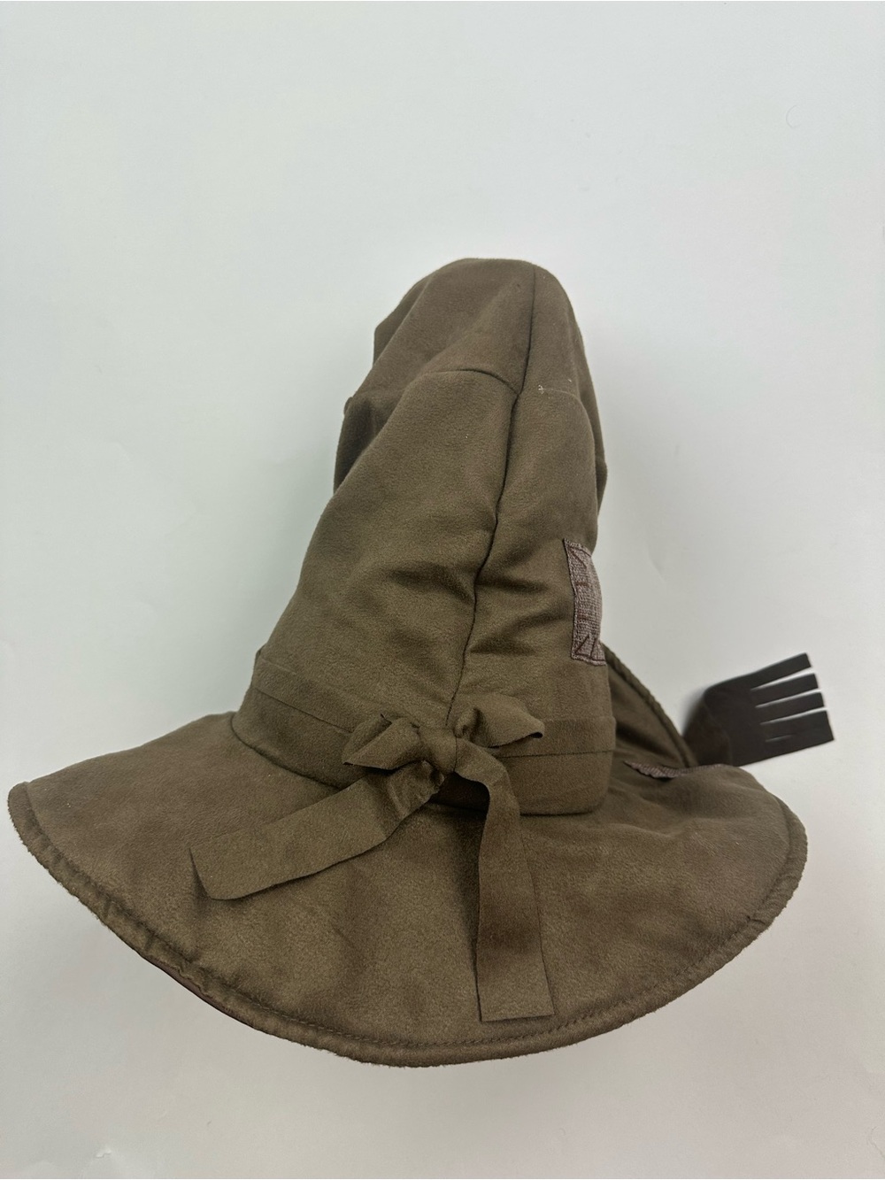 Harry Potter Real Talking Sorting Hat - Picture 5 of 7
